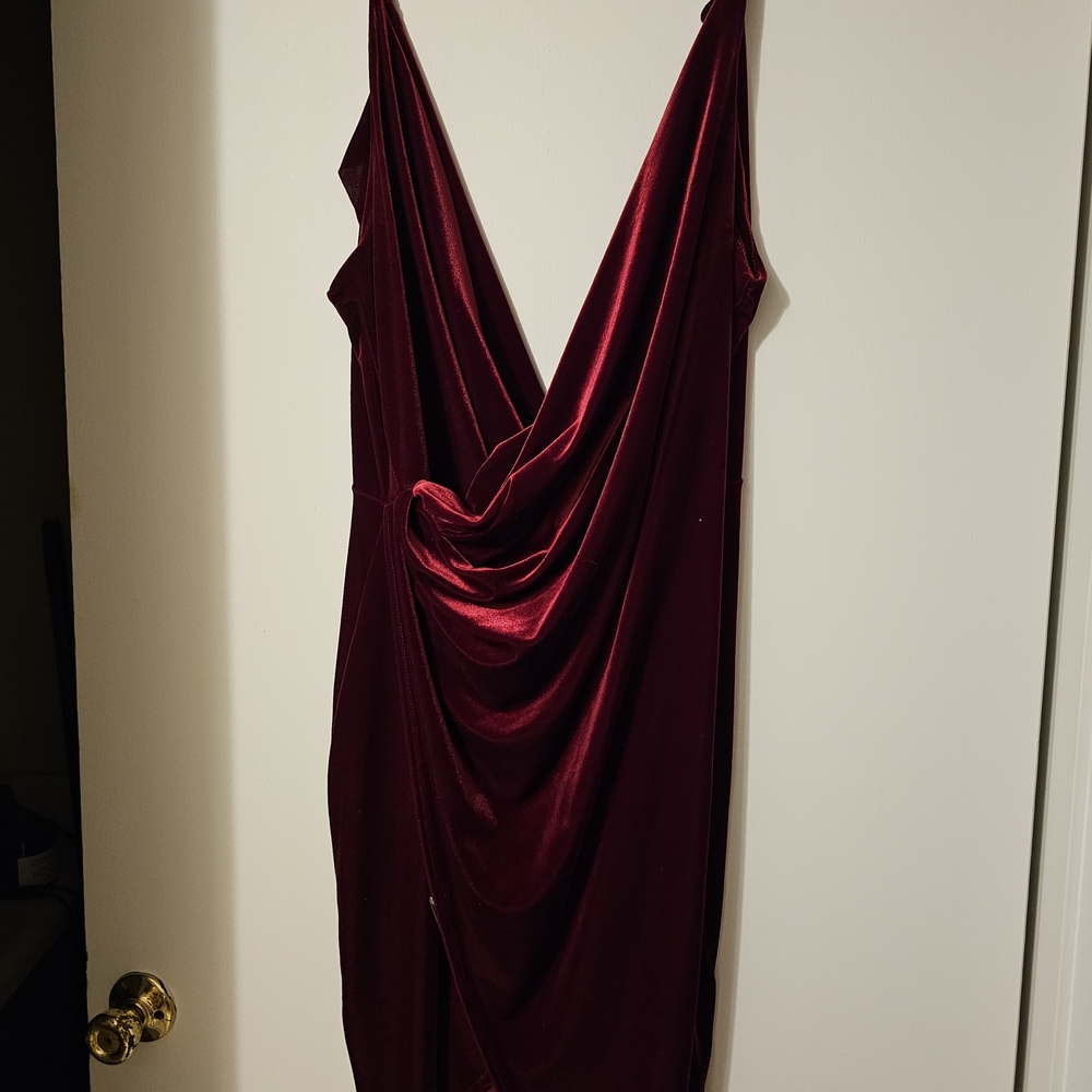 Fashion Nova Deep Red Backless Dress